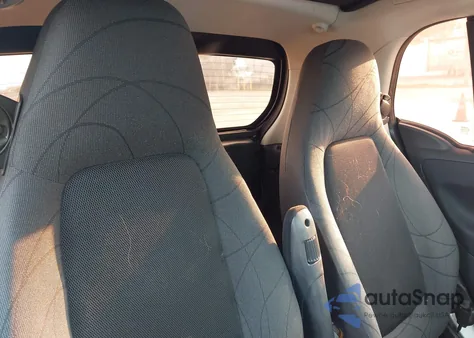 2013 Smart Fortwo Passion from USA, damaged, VIN WMEEJ3BAXDK686327